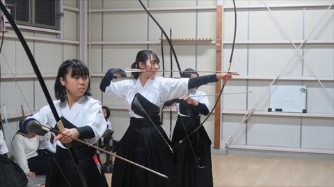 頑張れ弓道部 西遠女子学園公式ブログ